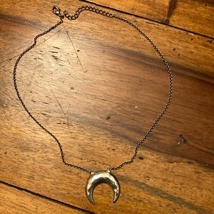Silver color necklace crescent pendant